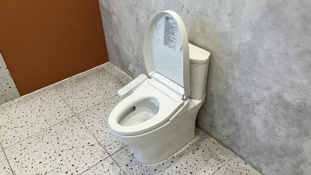 Bồn cầu TOTO CS838DW24 2 khối nắp điện tử Washlet S2 TCF33461GAA - 8