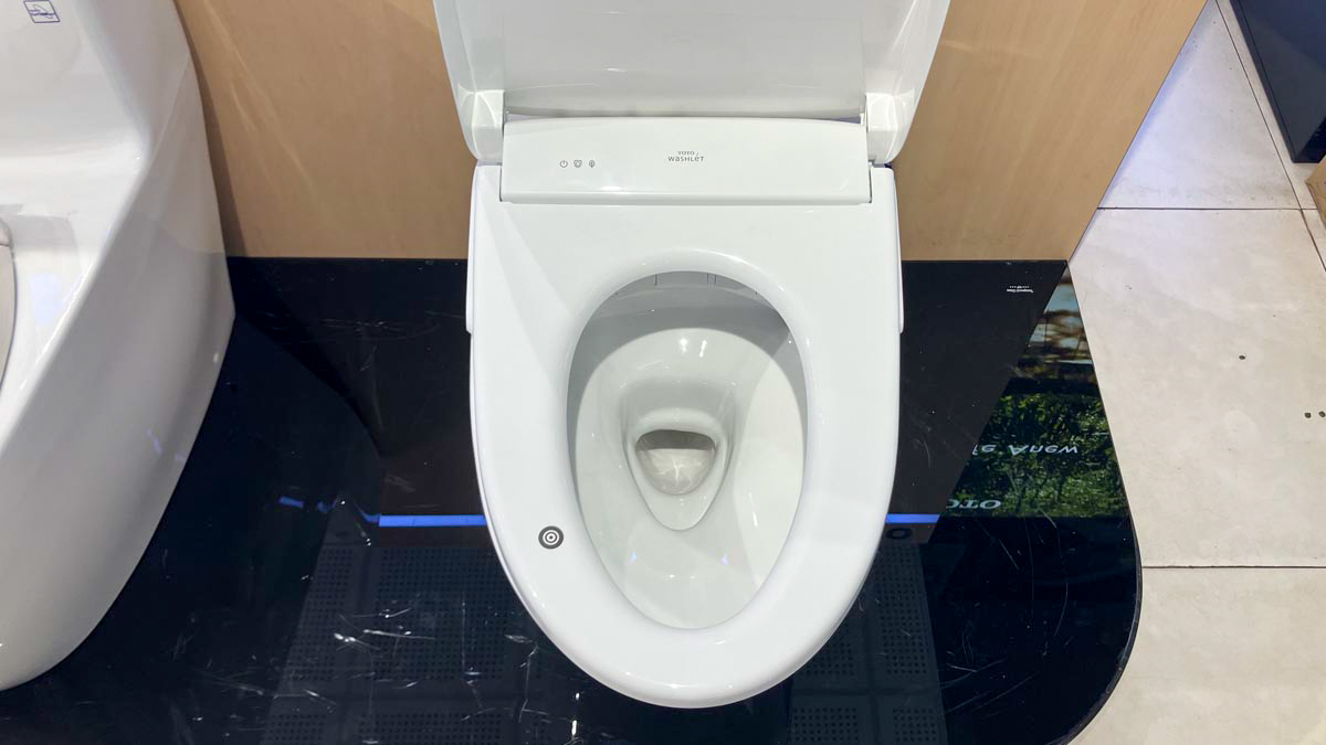 Bồn cầu TOTO CS986CGW23 2 khối nắp điện tử Washlet S7 TCF47360GAA giấu dây - 9