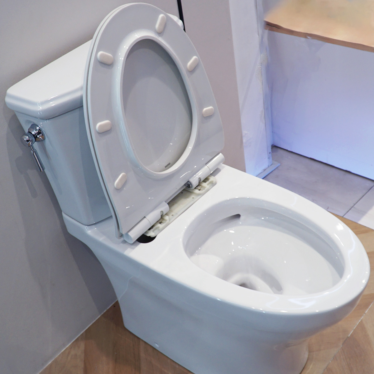 Bồn cầu 2 khối TOTO CS986GT8 nắp đóng êm TC600VS - 9
