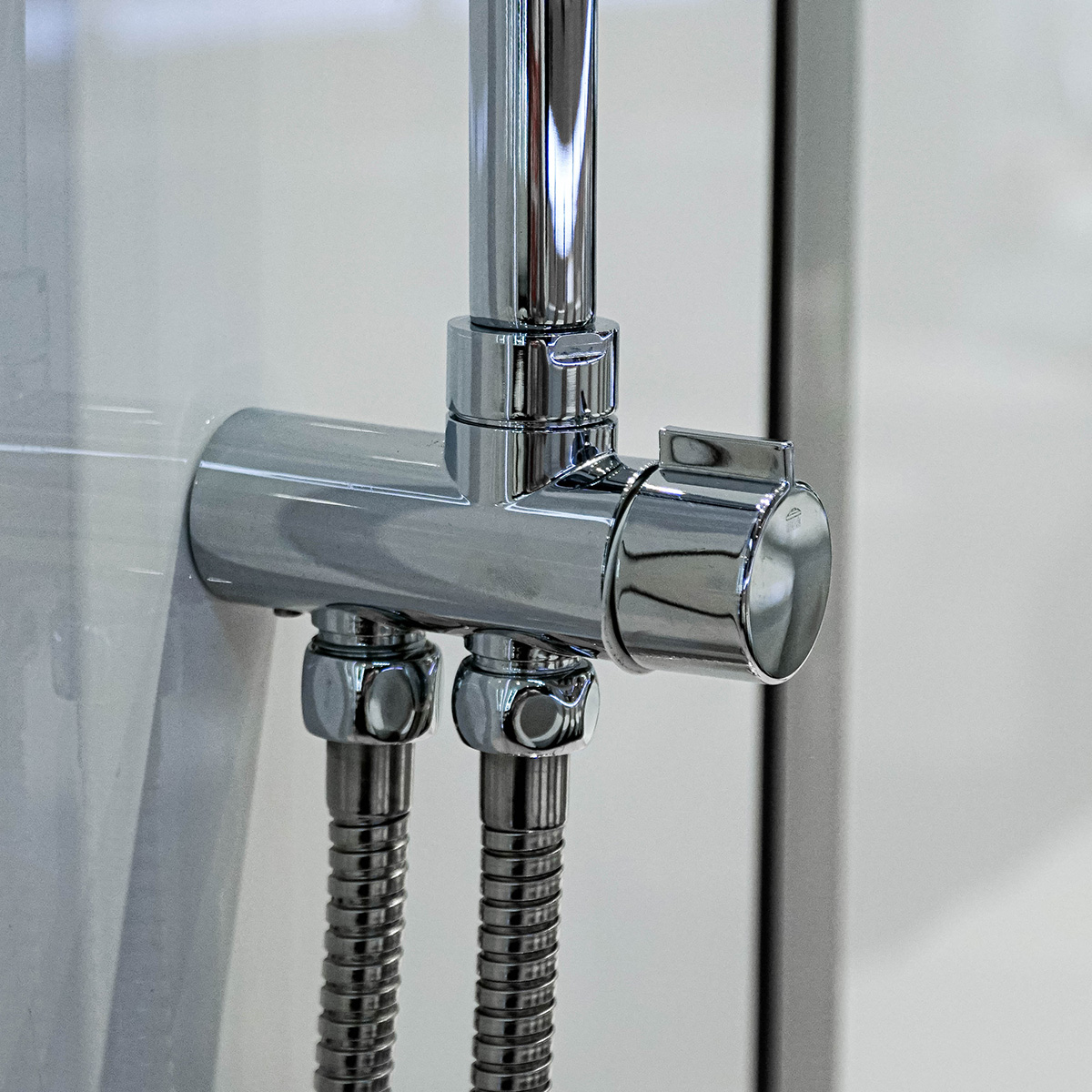 Sen tắm cây đứng TOTO DM907CS (dáng tròn) - 11