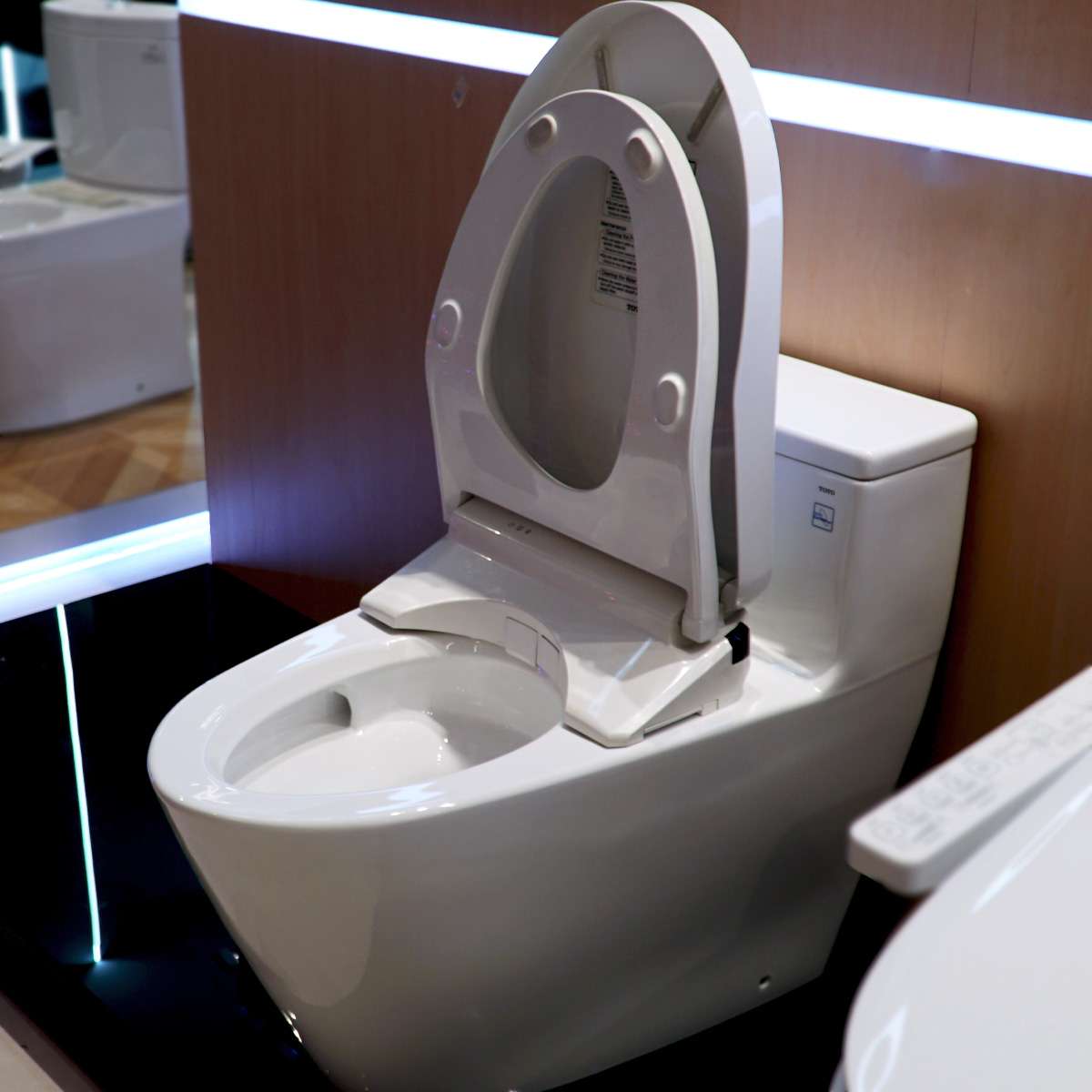 Bồn cầu TOTO MS625DW11 1 khối nắp điện tử Washlet S7 TCF4911Z - 11