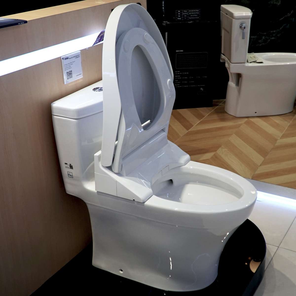 Bồn cầu TOTO MS889DRW14 1 khối nắp điện tử Washlet C5 TCF24410AAA - 11