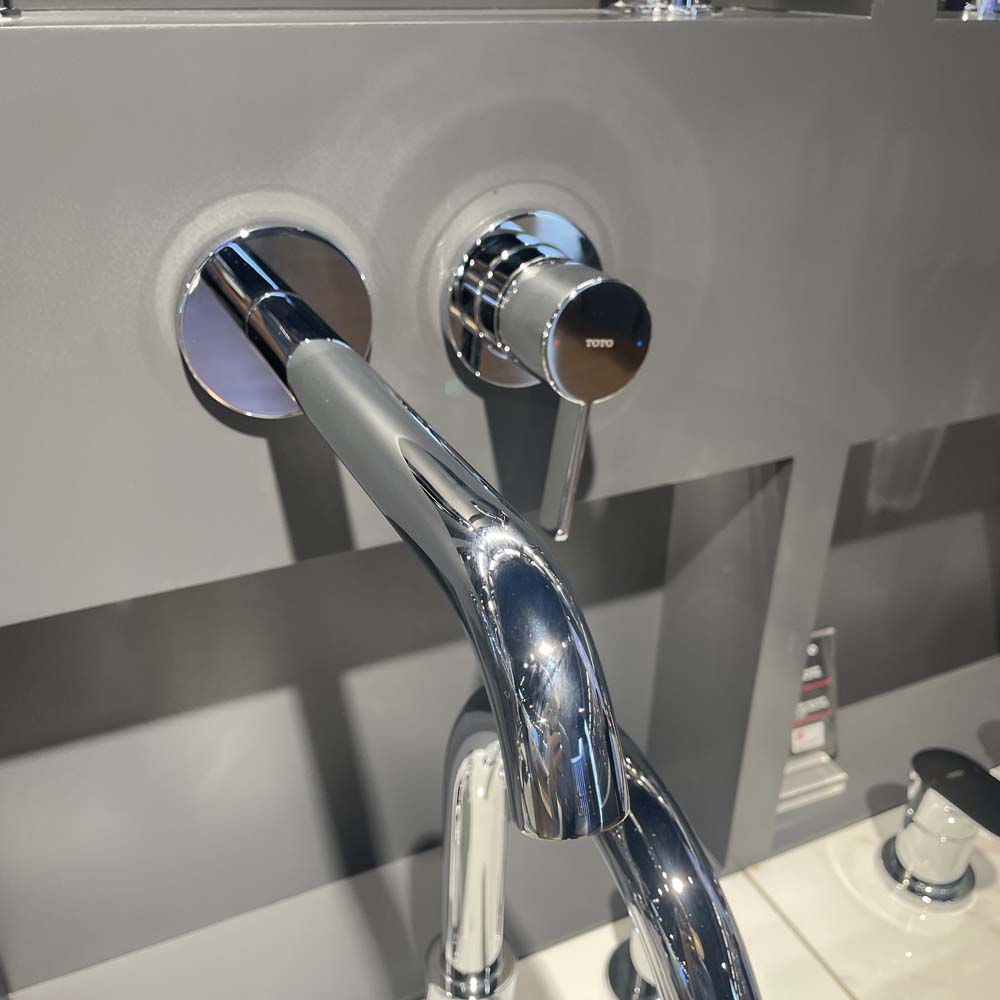 Vòi lavabo nóng lạnh TOTO TLG11308BA (TLG11308B) gắn tường GF Series - 6