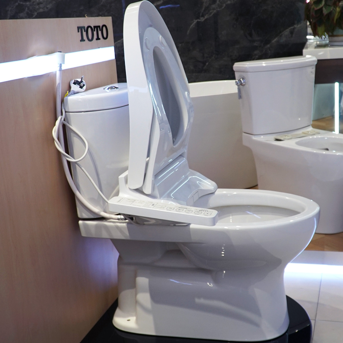 Bồn cầu TOTO CS325DRW16 2 khối nắp điện tử Washlet C2 TCF23410AAA - 8