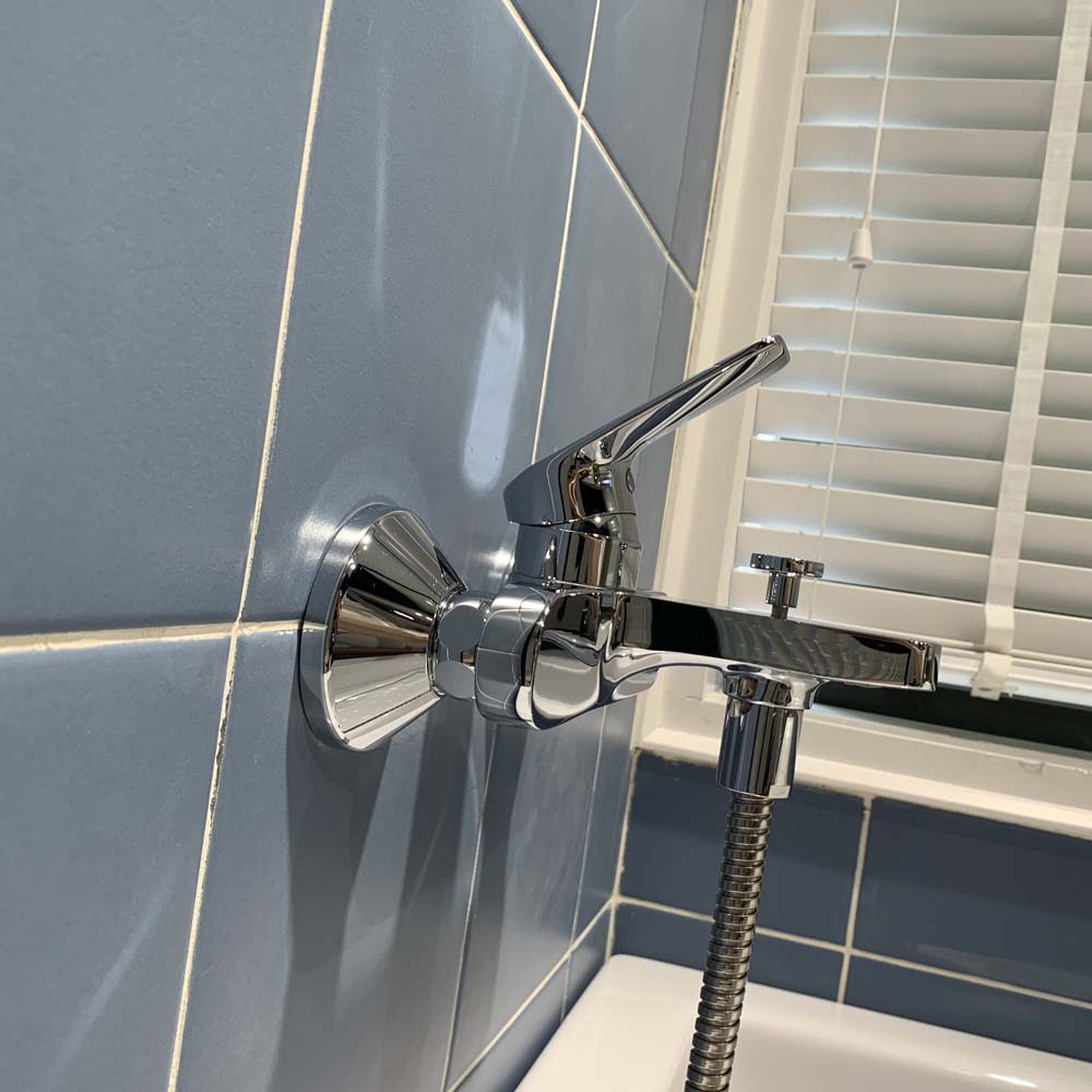 Củ sen tắm nóng lạnh Rei-S TOTO TTMR302V - 6