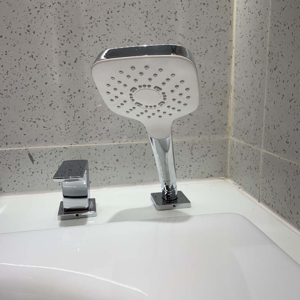 Vòi xả bồn tắm TOTO TBG02202A nóng lạnh kèm tay sen - 8
