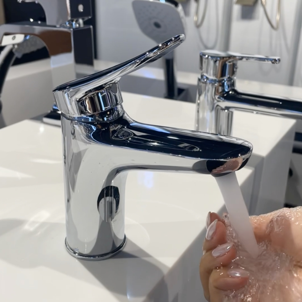 Vòi lavabo nóng lạnh LF TOTO TLS04301V - 5