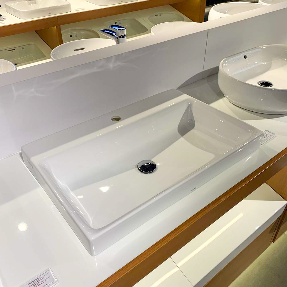 Chậu rửa lavabo đặt bàn TOTO LW1617C - 2