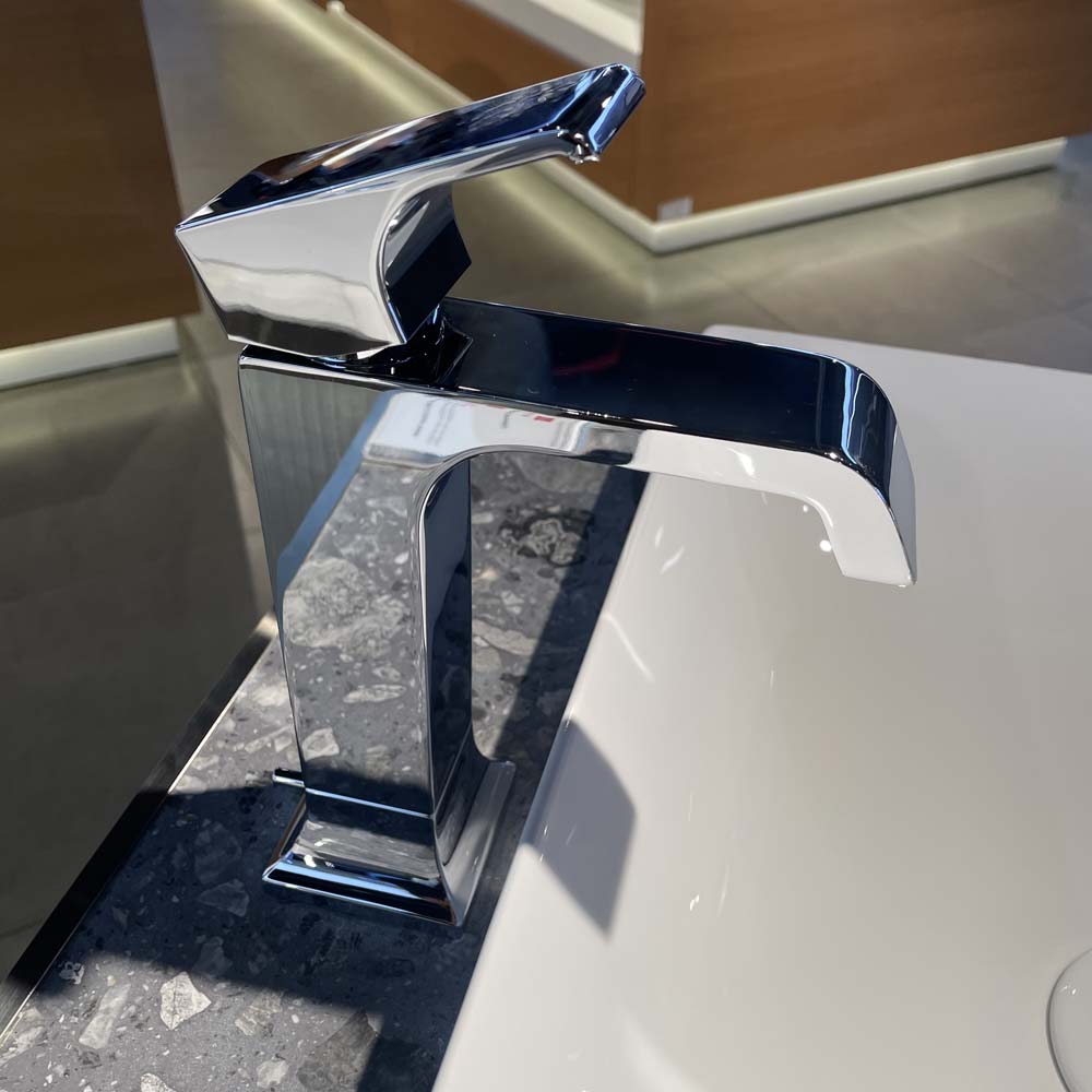 Vòi lavabo nóng lạnh GC TOTO TLG08303V - 9