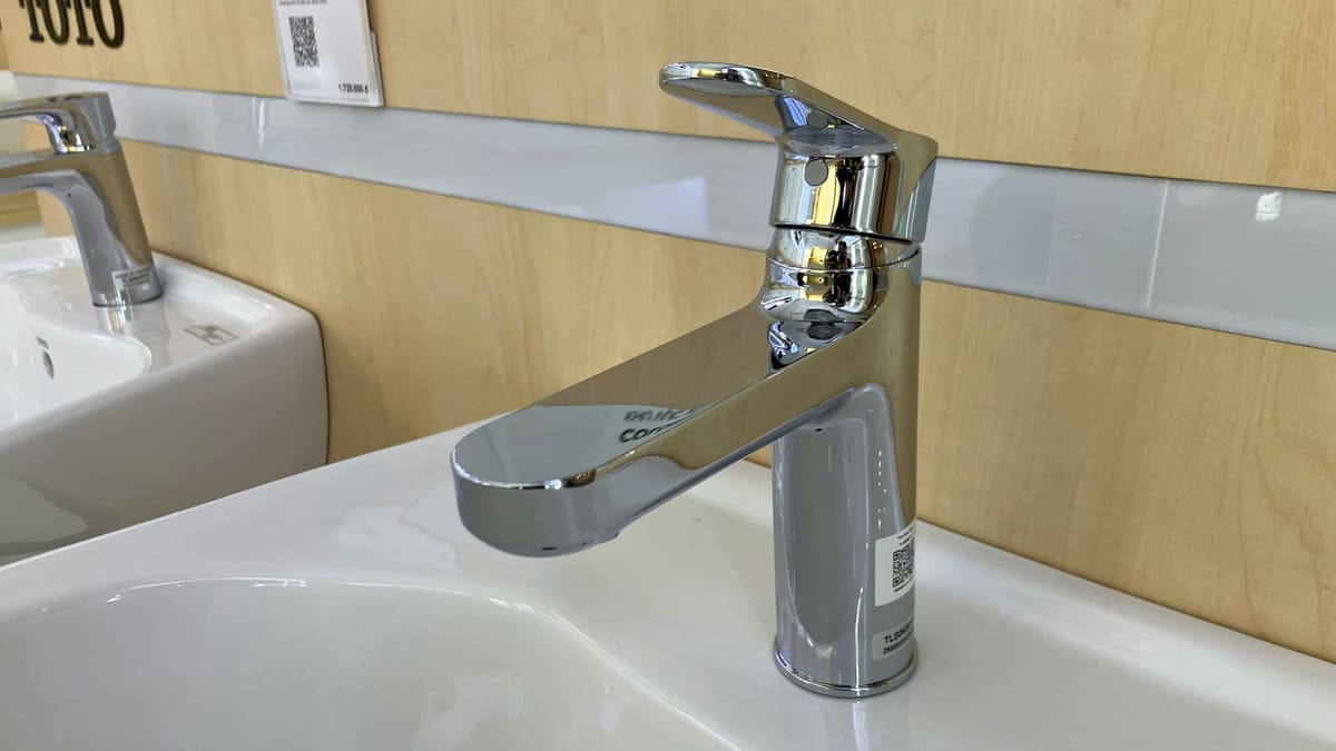 Vòi lavabo nóng lạnh TOTO TLS06301V1 - 4