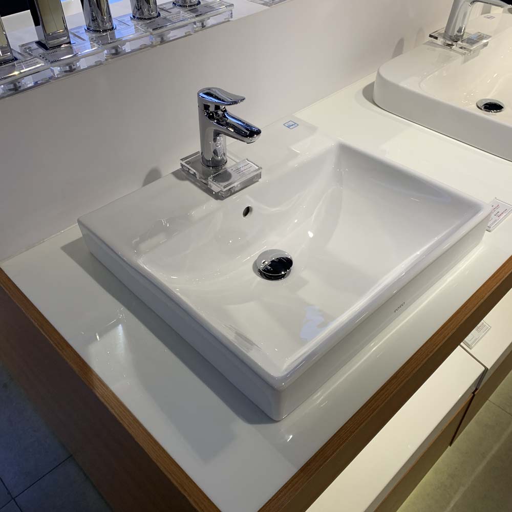 Chậu rửa lavabo đặt bàn TOTO LT710CSR - 2