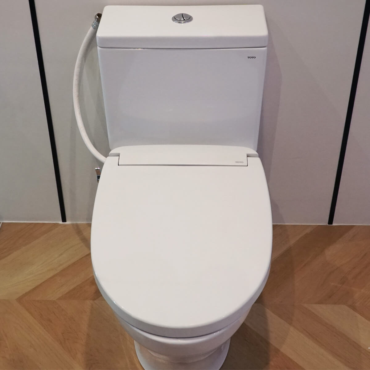 Bồn cầu TOTO CS326DE2 2 khối nắp rửa cơ TCW07S - 13