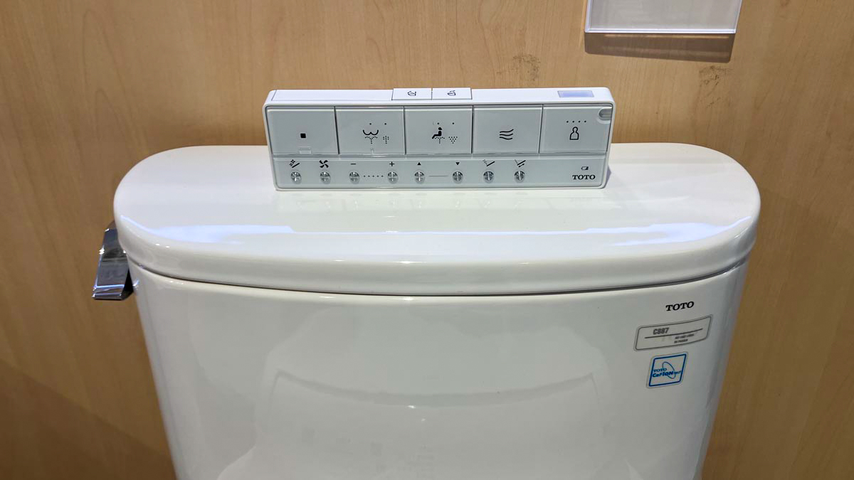 Bồn cầu TOTO MS887CRW23 1 khối nắp điện tử Washlet S7 TCF47360GAA giấu dây - 8