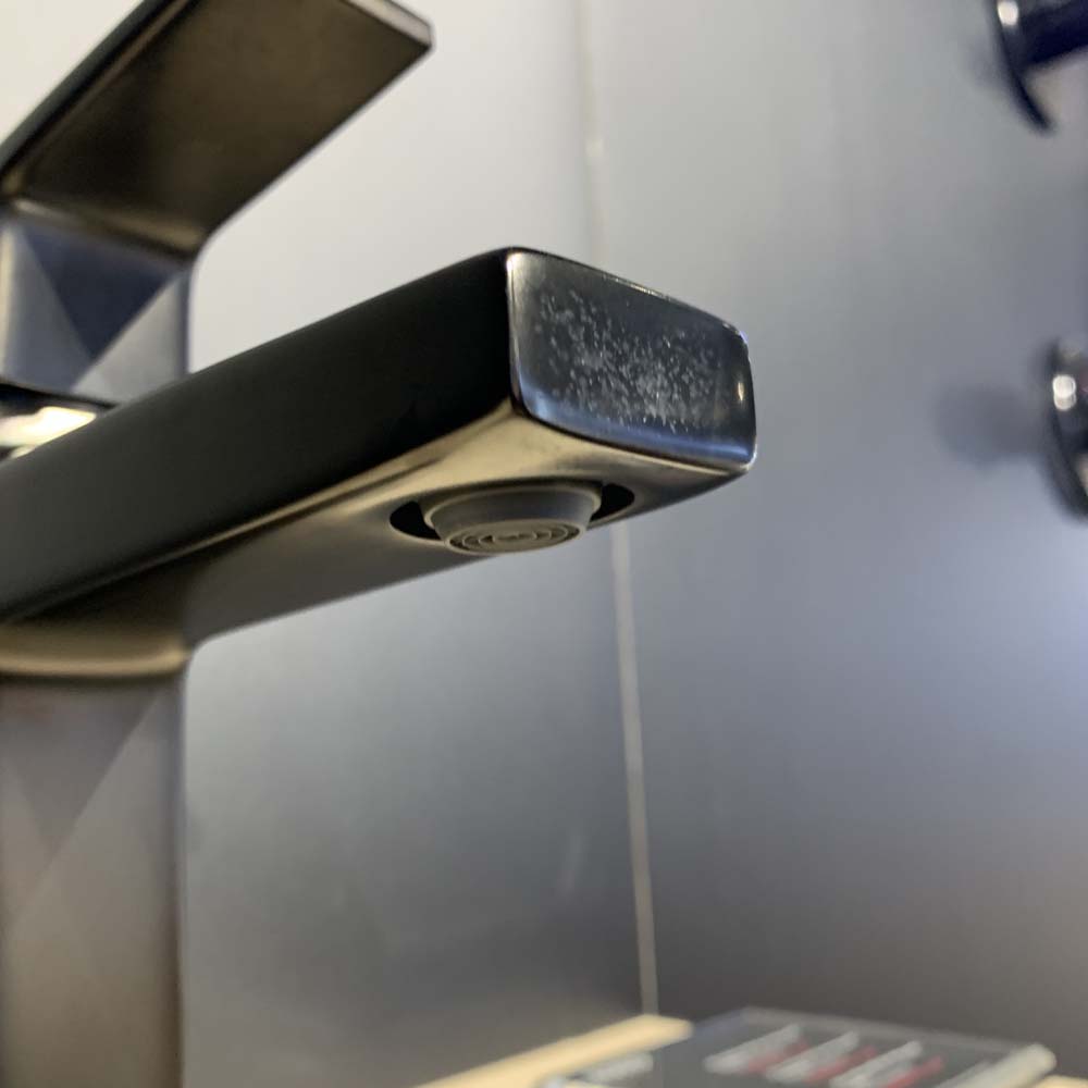 Vòi lavabo nóng lạnh GB TOTO TLG10301V - 8