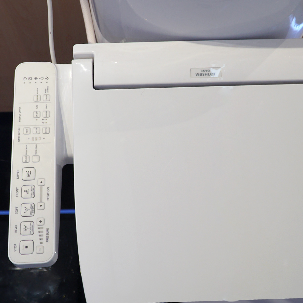 Bồn cầu TOTO CS325DRW16 2 khối nắp điện tử Washlet C2 TCF23410AAA - 10