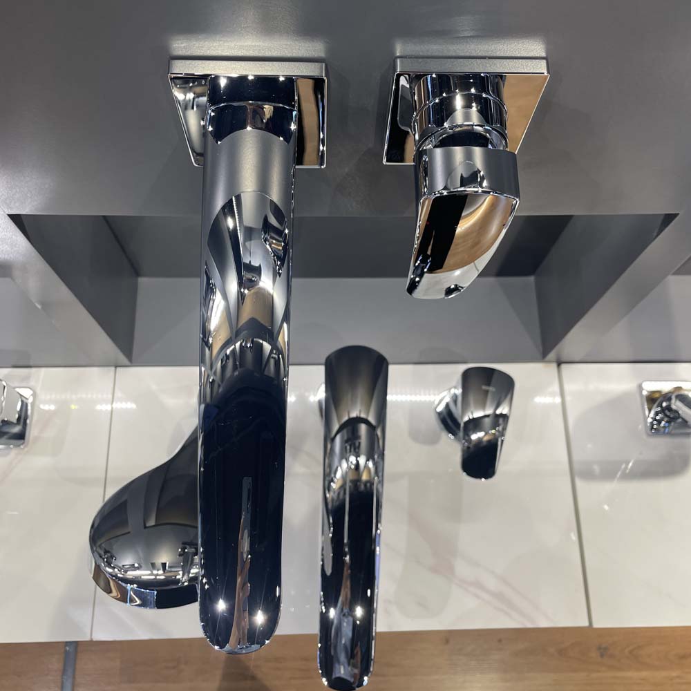 Vòi lavabo nóng lạnh gắn tường GM TOTO TLG09308BB - 5
