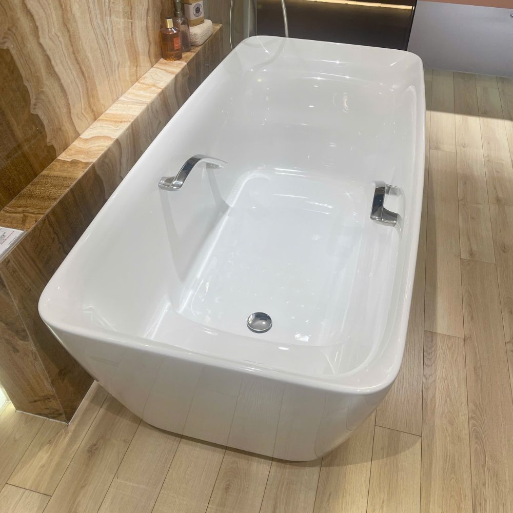 Bồn tắm đặt sàn TOTO PJY1724WHPWEN#GW GALALATO 1m7 tay vịn trắng bóng - 6