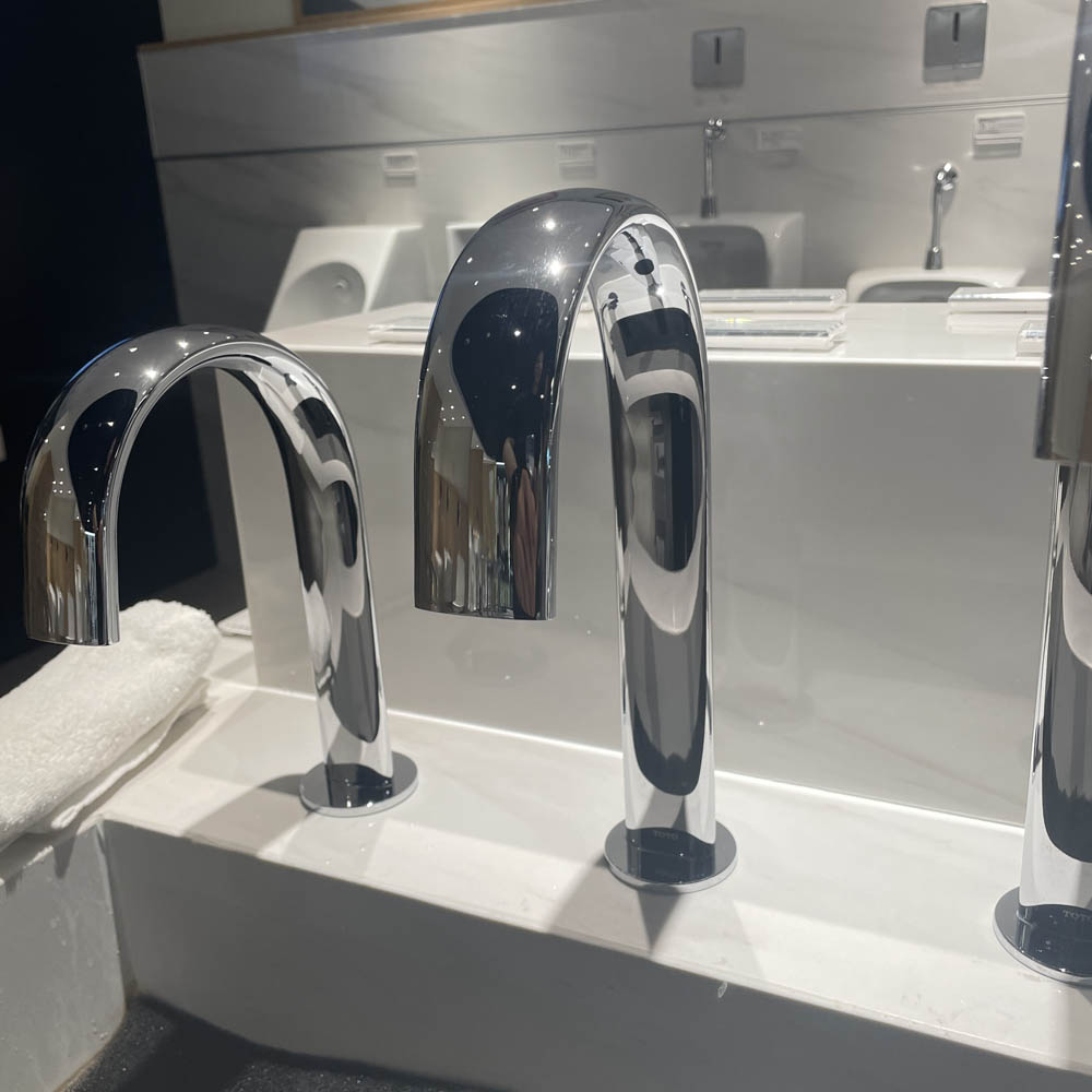 Vòi lavabo cảm ứng TOTO TLE24007A - 7