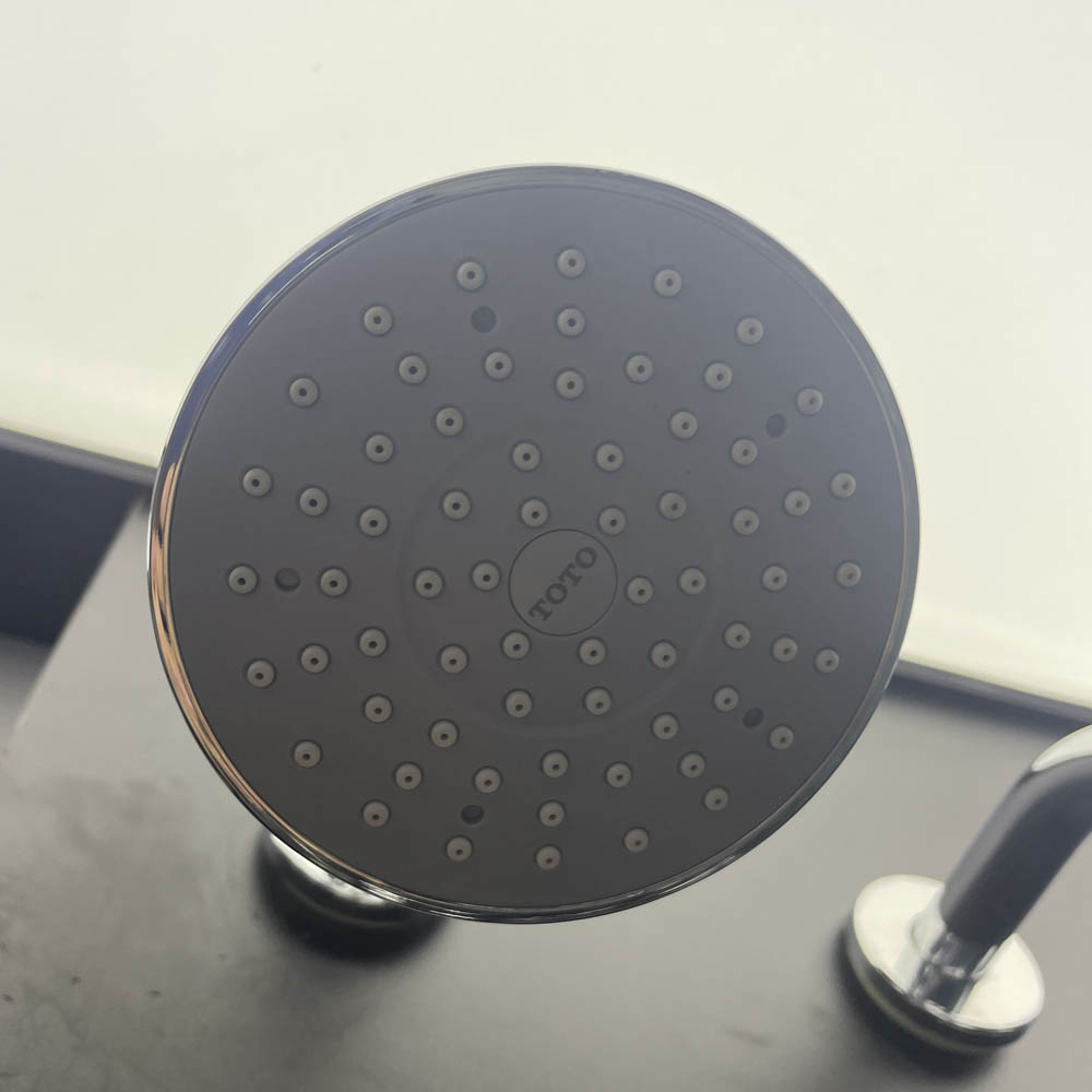 Bát sen tắm gắn tường TOTO TBW01012B (tròn, 102mm) - 3