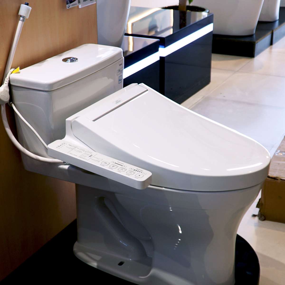 Bồn cầu TOTO MS855DW16 1 khối nắp điện tử Washlet C2 TCF23410AAA - 4