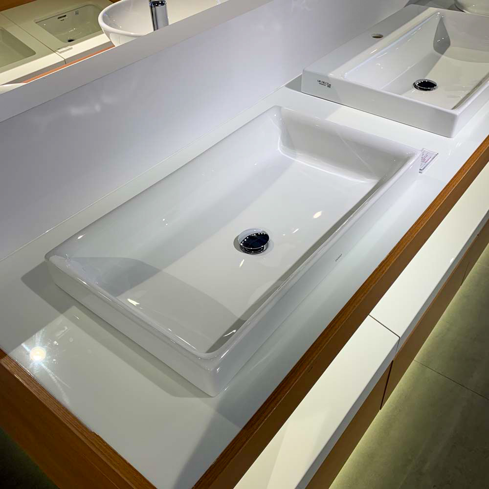 Chậu rửa lavabo đặt bàn TOTO LT1717 - 8