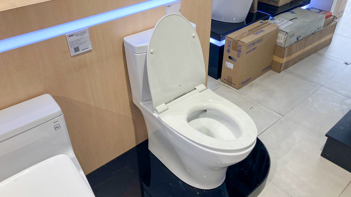 Bồn cầu 2 khối TOTO CS769DRT8 (CS769DT8) nắp đóng êm TC600VS - 7