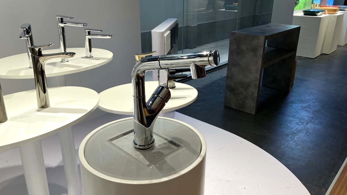 Vòi lavabo nóng lạnh TOTO TLS083J0V dây rút - 4