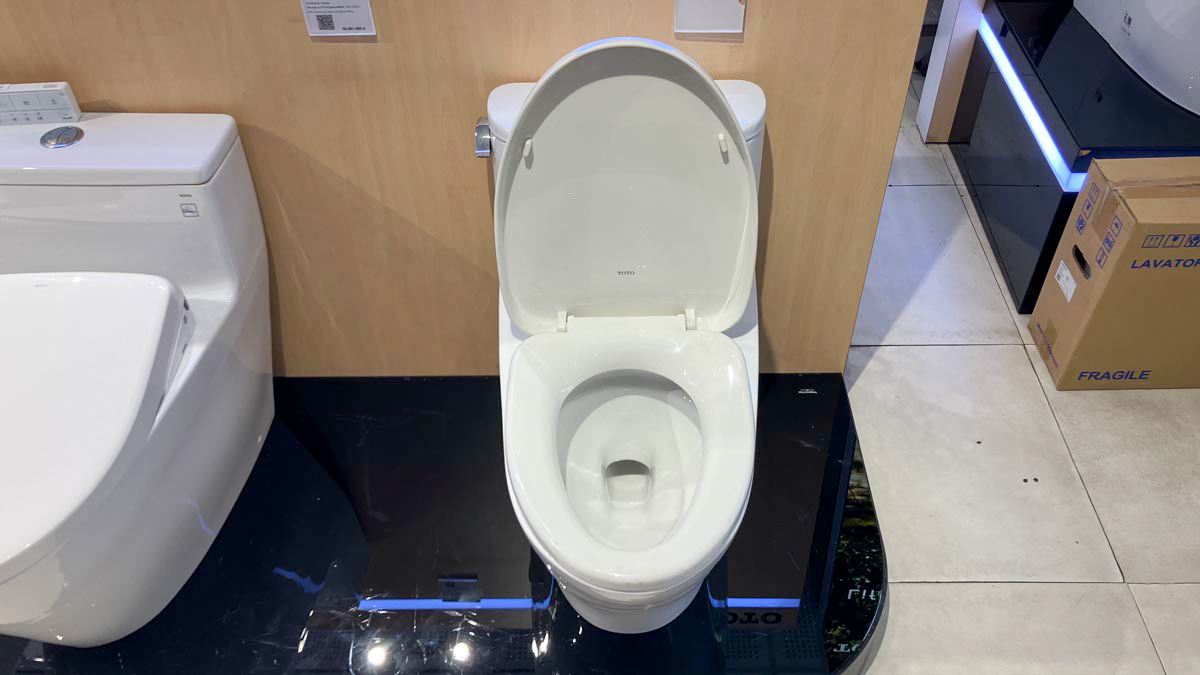 Bồn cầu 1 khối TOTO MS887RT3 nắp đóng êm TC385VS - 9