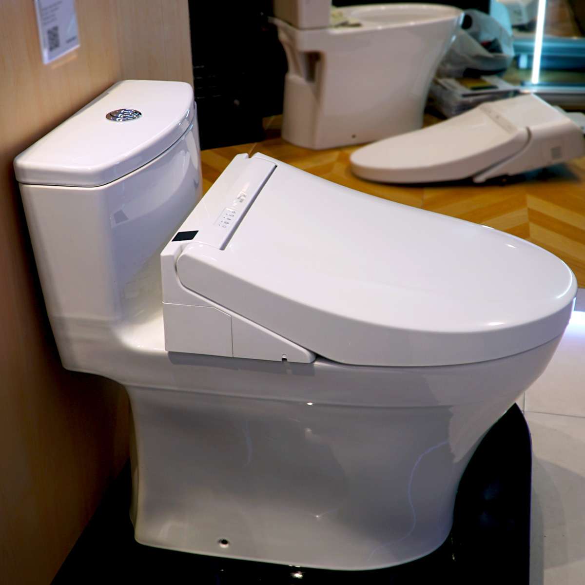 Bồn cầu TOTO MS885DW14 1 khối nắp điện tử Washlet C5 TCF24410AAA - 3