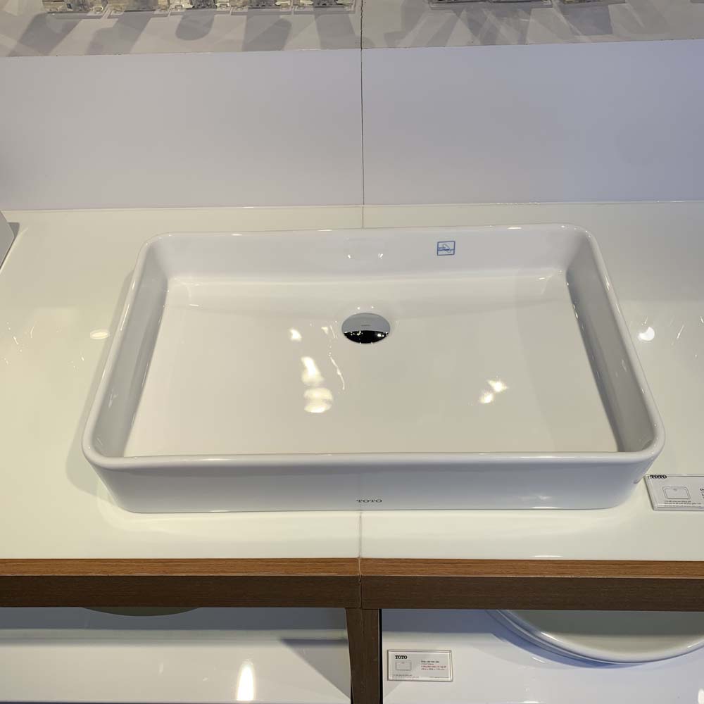 Chậu rửa lavabo đặt bàn TOTO LT952 - 3
