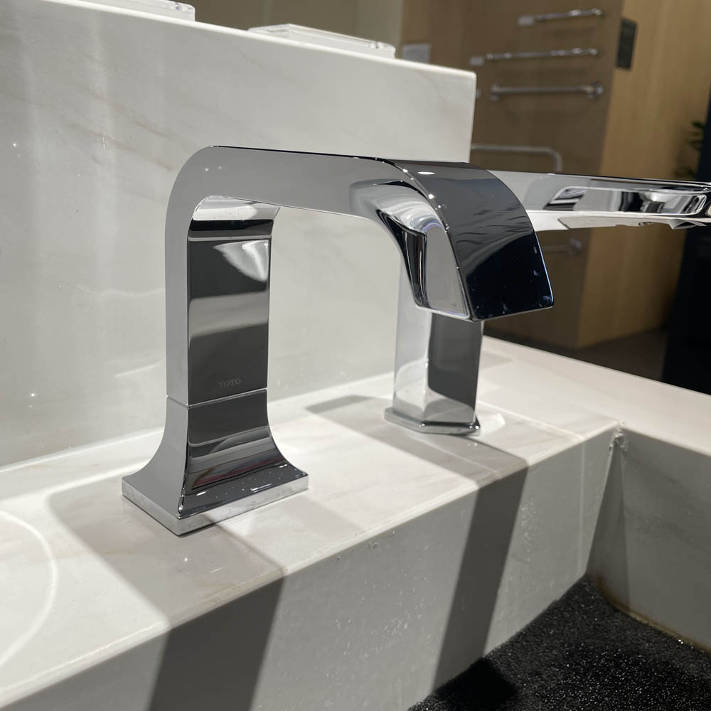 Vòi lavabo cảm ứng TOTO TLE21006A - 11