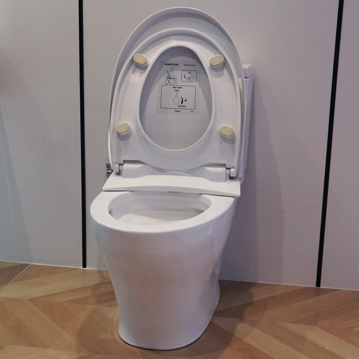 Bồn cầu TOTO CS326DE2 2 khối nắp rửa cơ TCW07S - 19