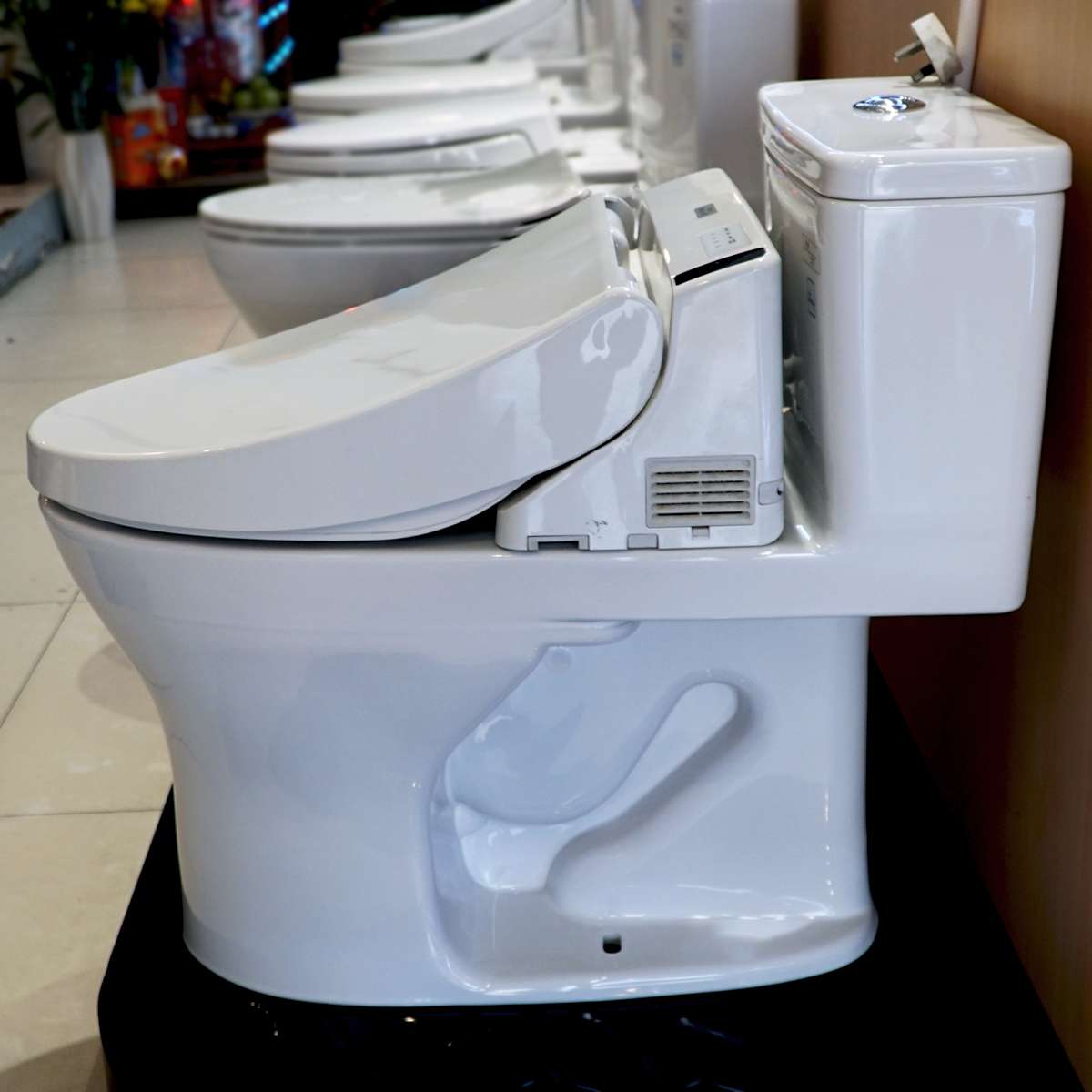 Bồn cầu TOTO nắp rửa điện tử MS855DW6 - 2