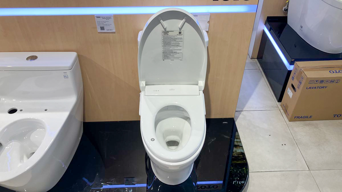 Bồn cầu TOTO CS769CDRW23 2 khối nắp điện tử Washlet S7 TCF47360GAA giấu dây - 7