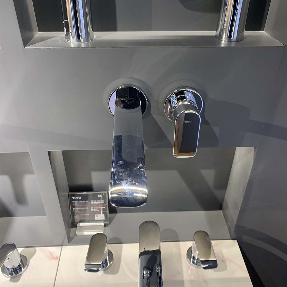 Vòi lavabo nóng lạnh gắn tường GA TOTO TLG04310BB - 10