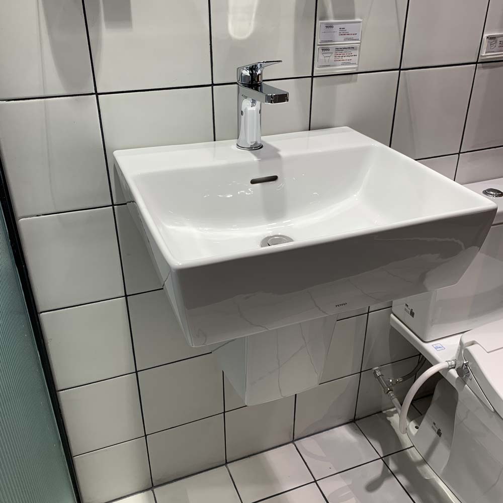 Chậu lavabo treo tường TOTO LHT328C chân lửng - 12