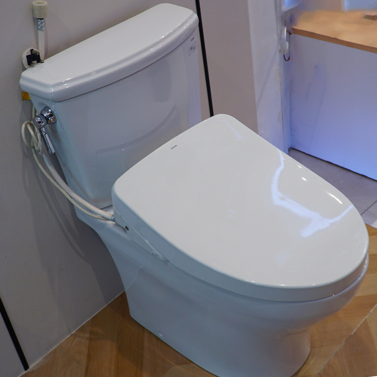 Bồn cầu TOTO CS986GW11 2 khối nắp điện tử Washlet S7 TCF4911Z - 4