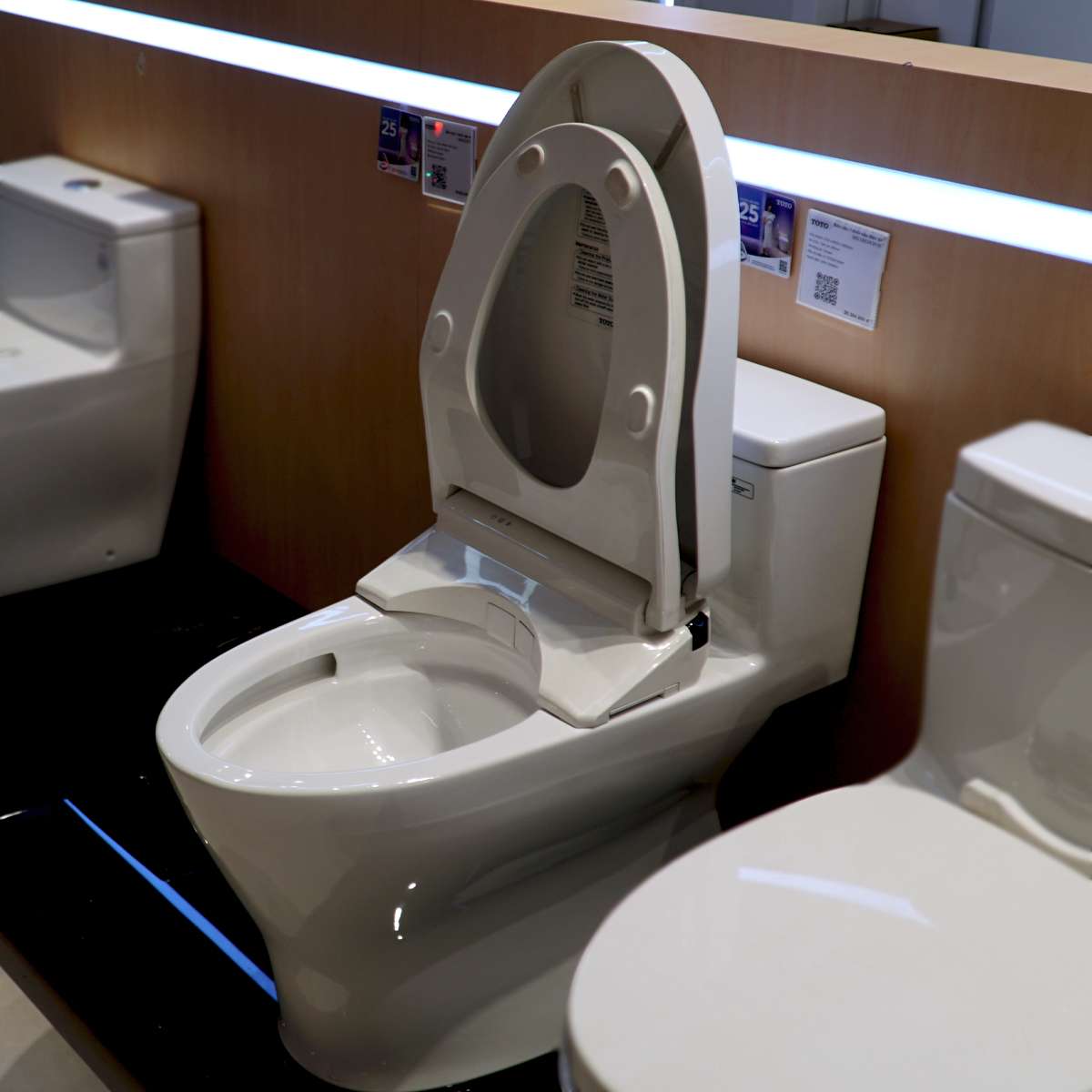 Bồn cầu TOTO MS188VKW11 T53P100VR 1 khối nắp điện tử Washlet S7 TCF4911Z - 22
