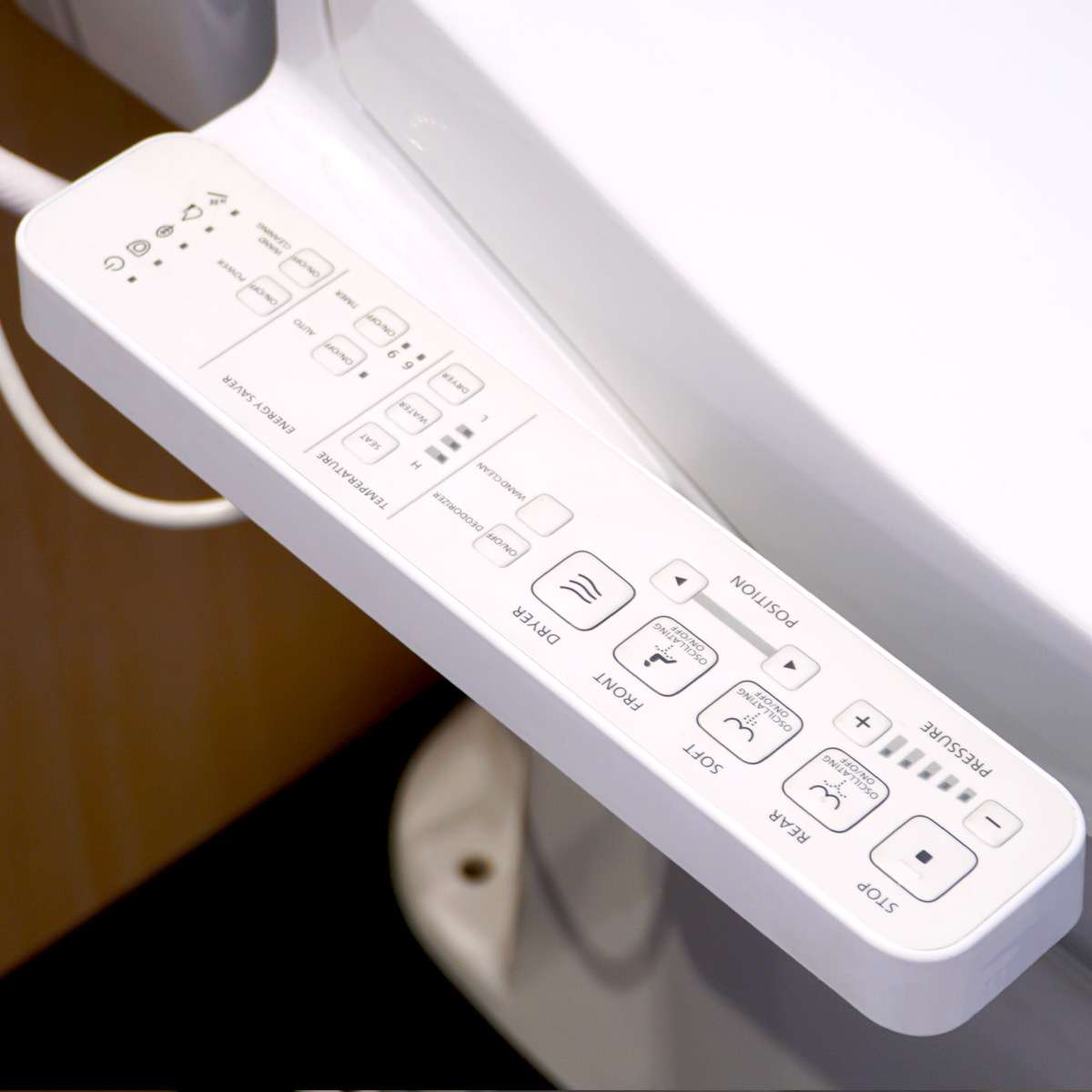 Bồn cầu TOTO CS300DRW16 2 khối nắp điện tử Washlet C2 TCF23410AAA - 8