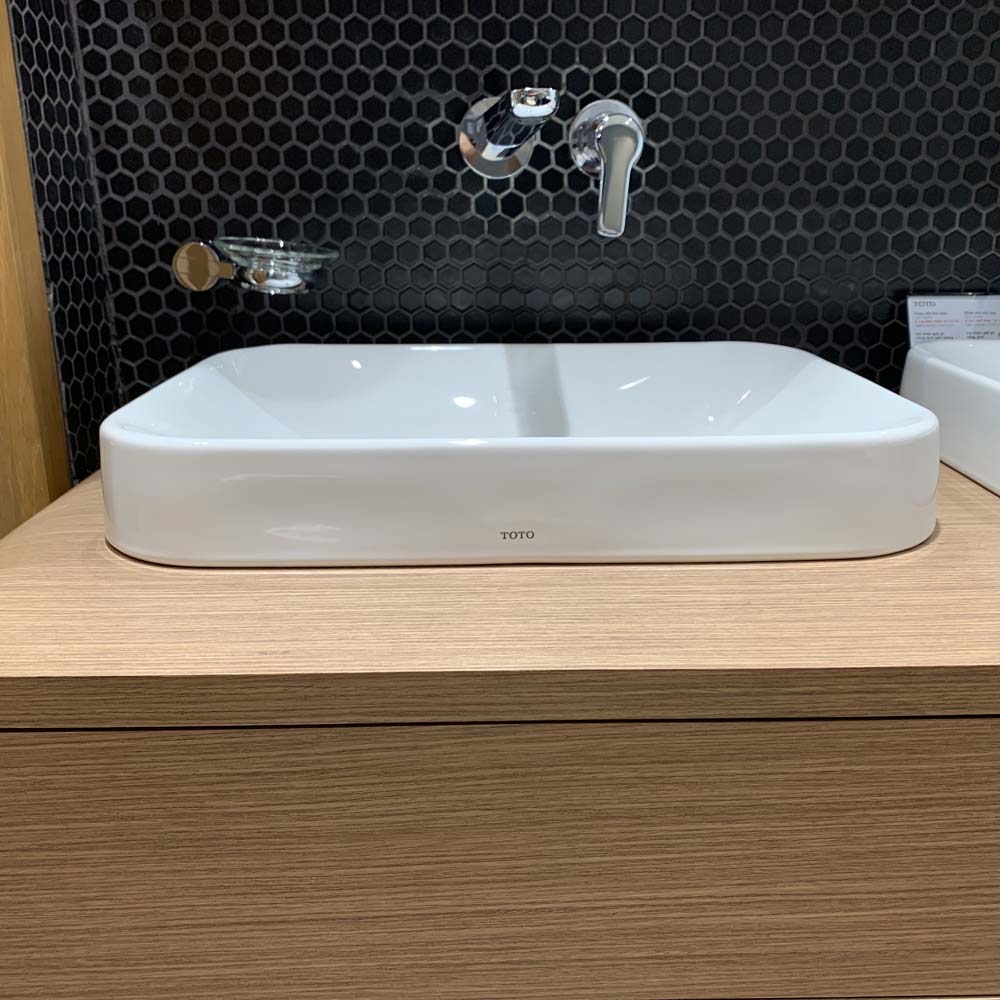 Chậu rửa lavabo đặt bàn TOTO LT5715 - 7