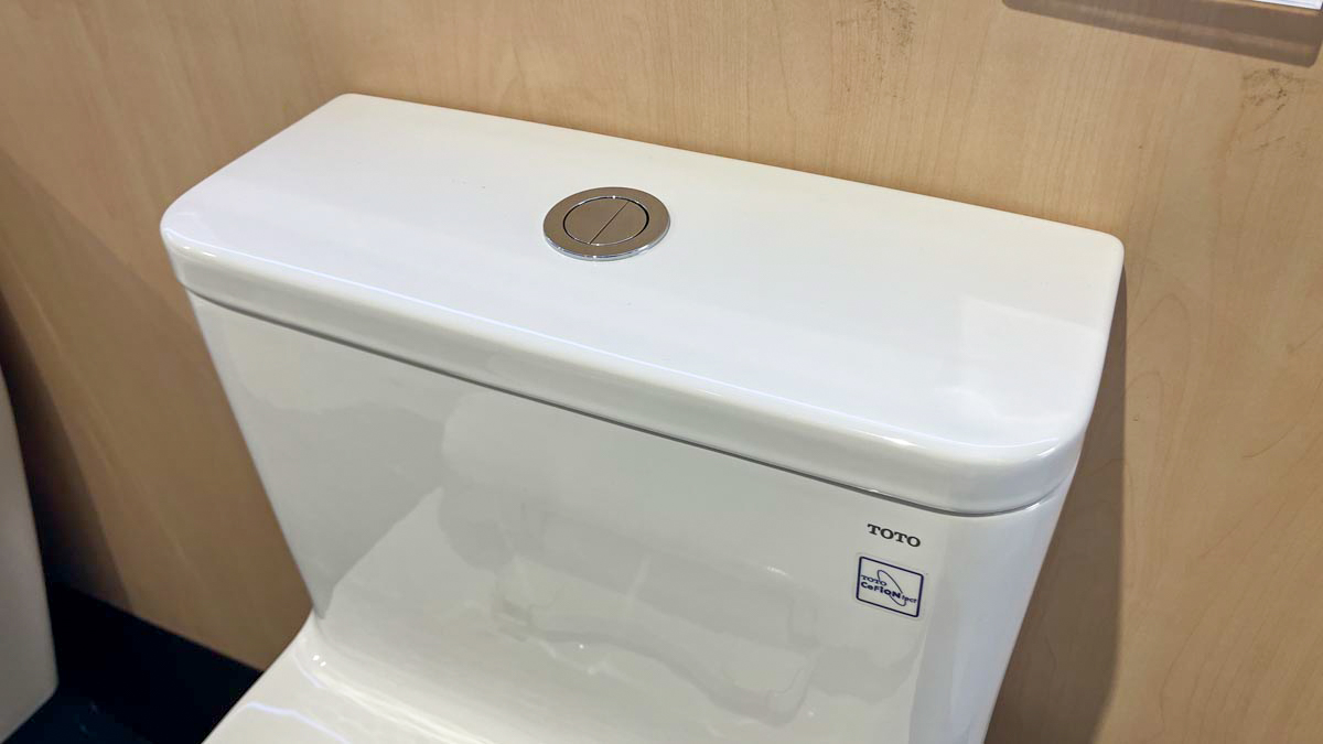 Bồn cầu 1 khối TOTO MS857DT3 nắp đóng êm TC385VS - 6