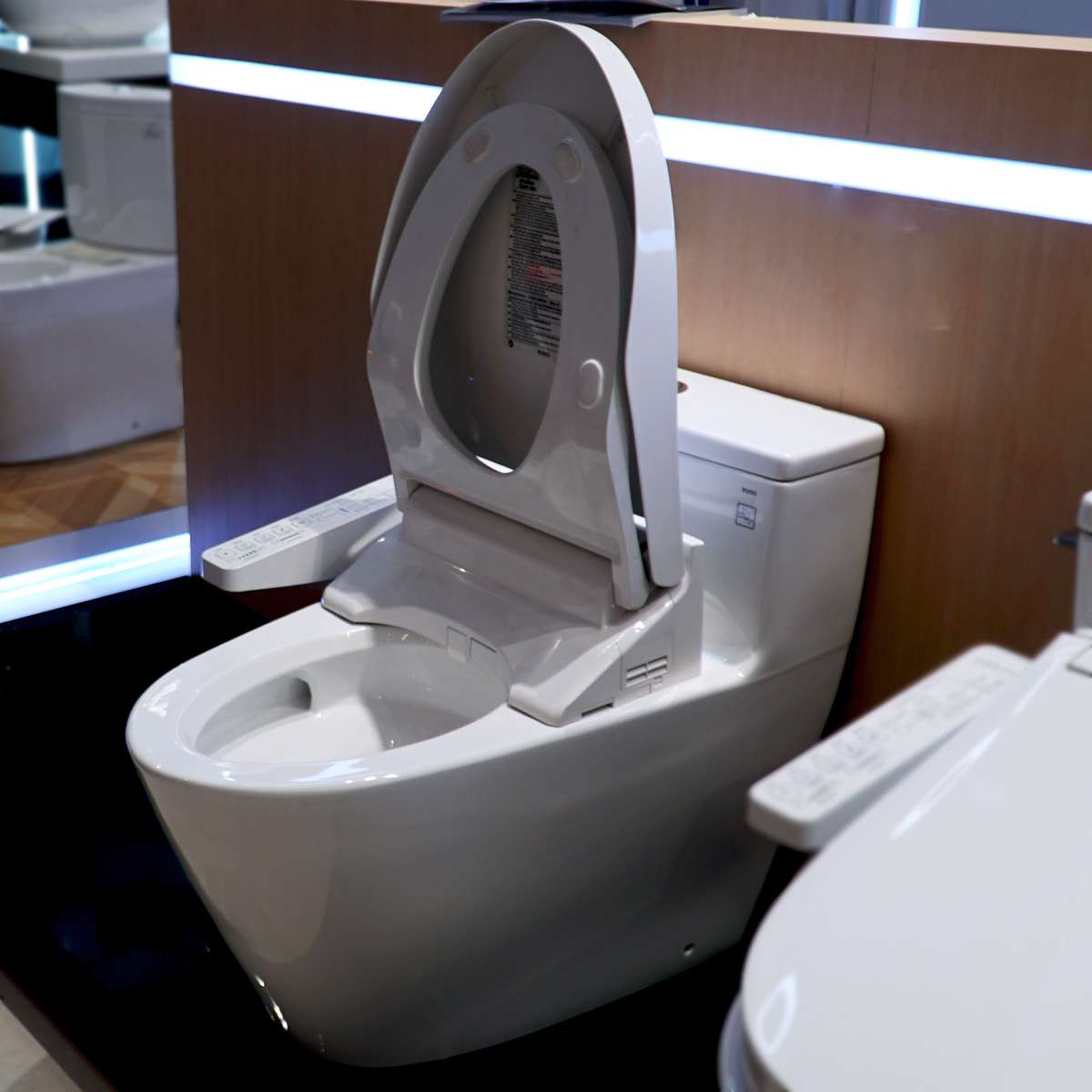 Bồn cầu TOTO MS625DW16 1 khối nắp điện tử Washlet C2 TCF23410AAA - 11