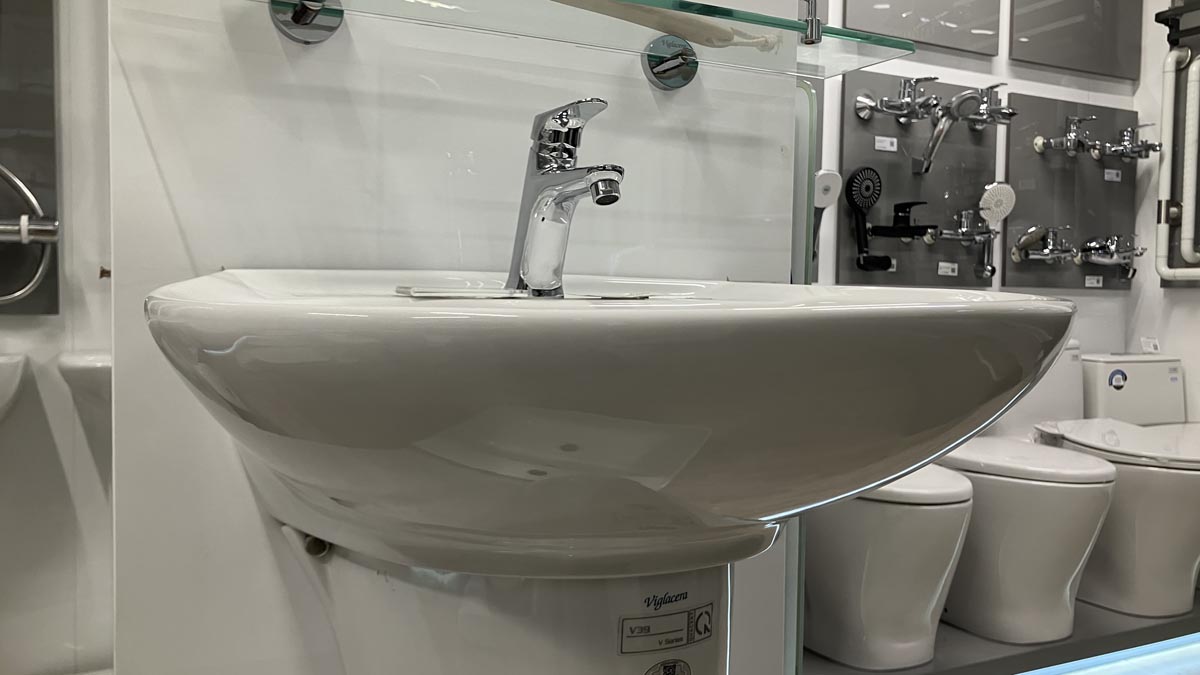 Chậu rửa lavabo treo tường Viglacera V39 - 8