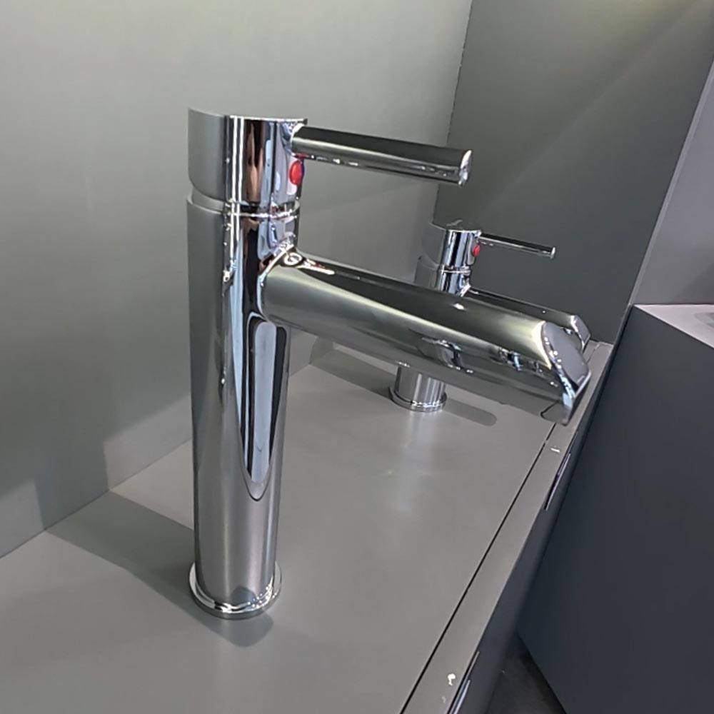 Vòi chậu lavabo nóng lạnh Viglacera VG141.1 - 4