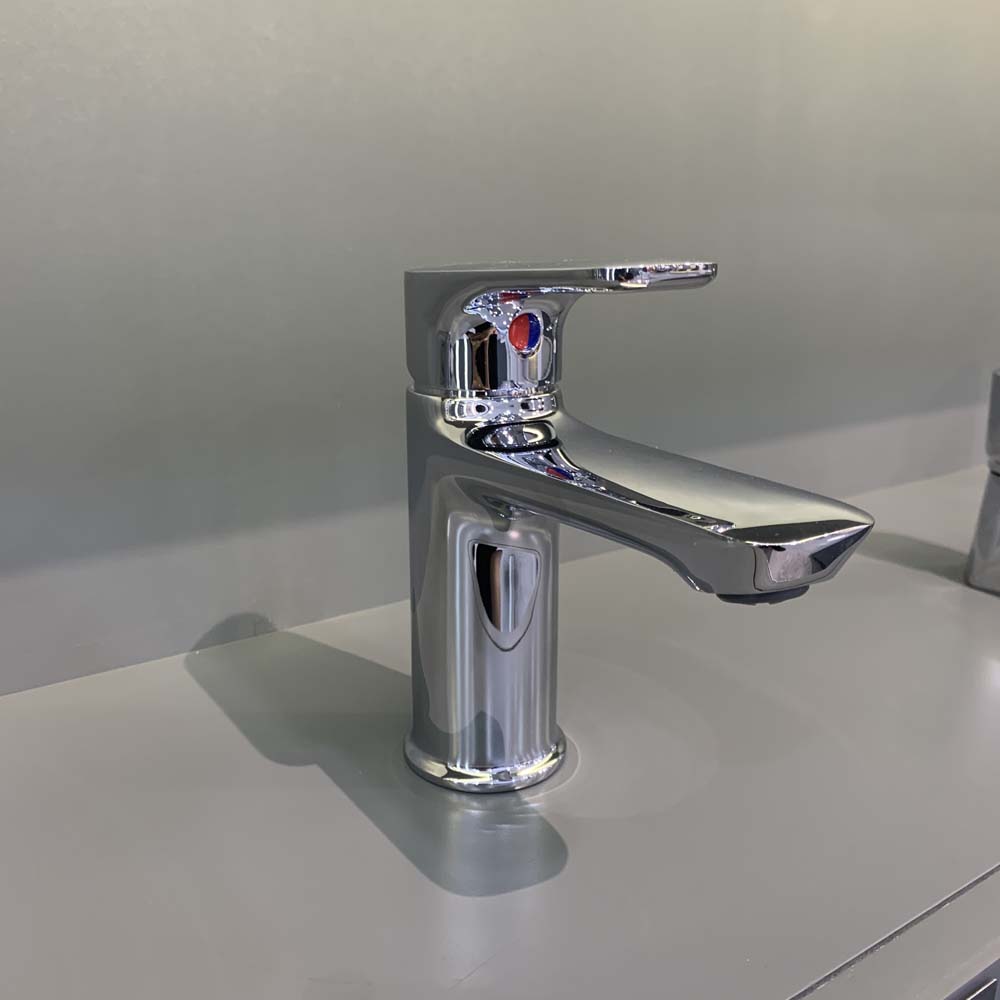 Vòi chậu lavabo nóng lạnh Viglacera VG132 - 3