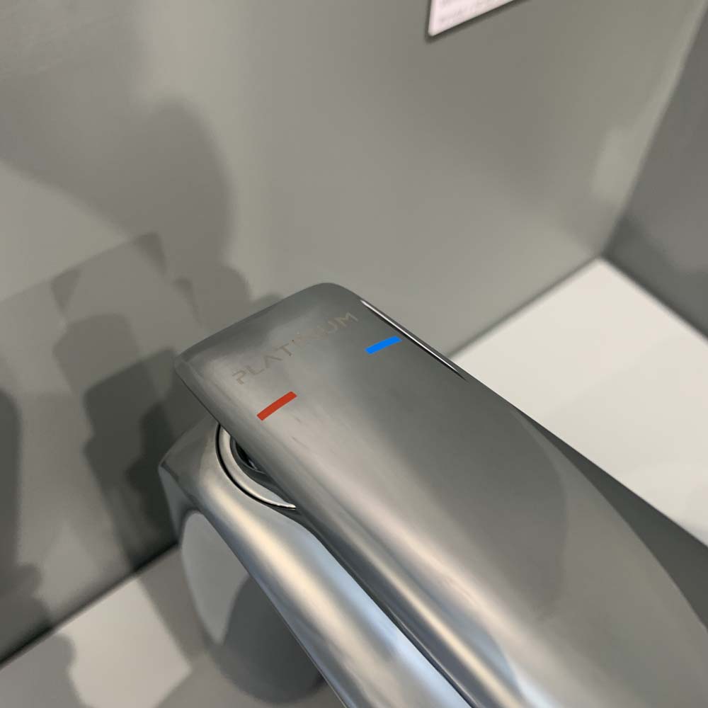 Vòi chậu lavabo nóng lạnh Viglacera Platinum P.52.321 - 9