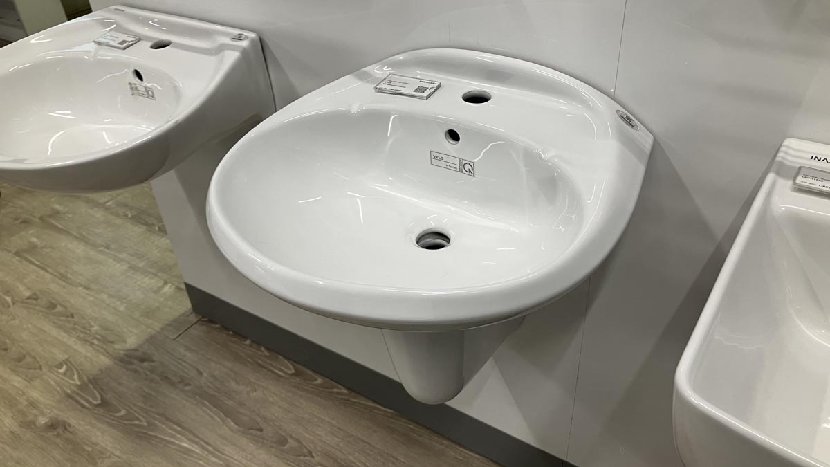 Chậu lavabo treo tường chân lửng Viglacera VTL3+VI5 - 5