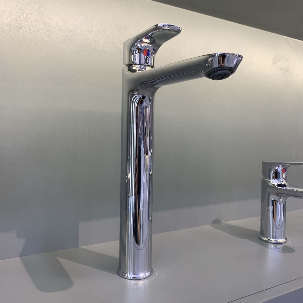 Vòi chậu lavabo nóng lạnh Viglacera VG132.1 - 3