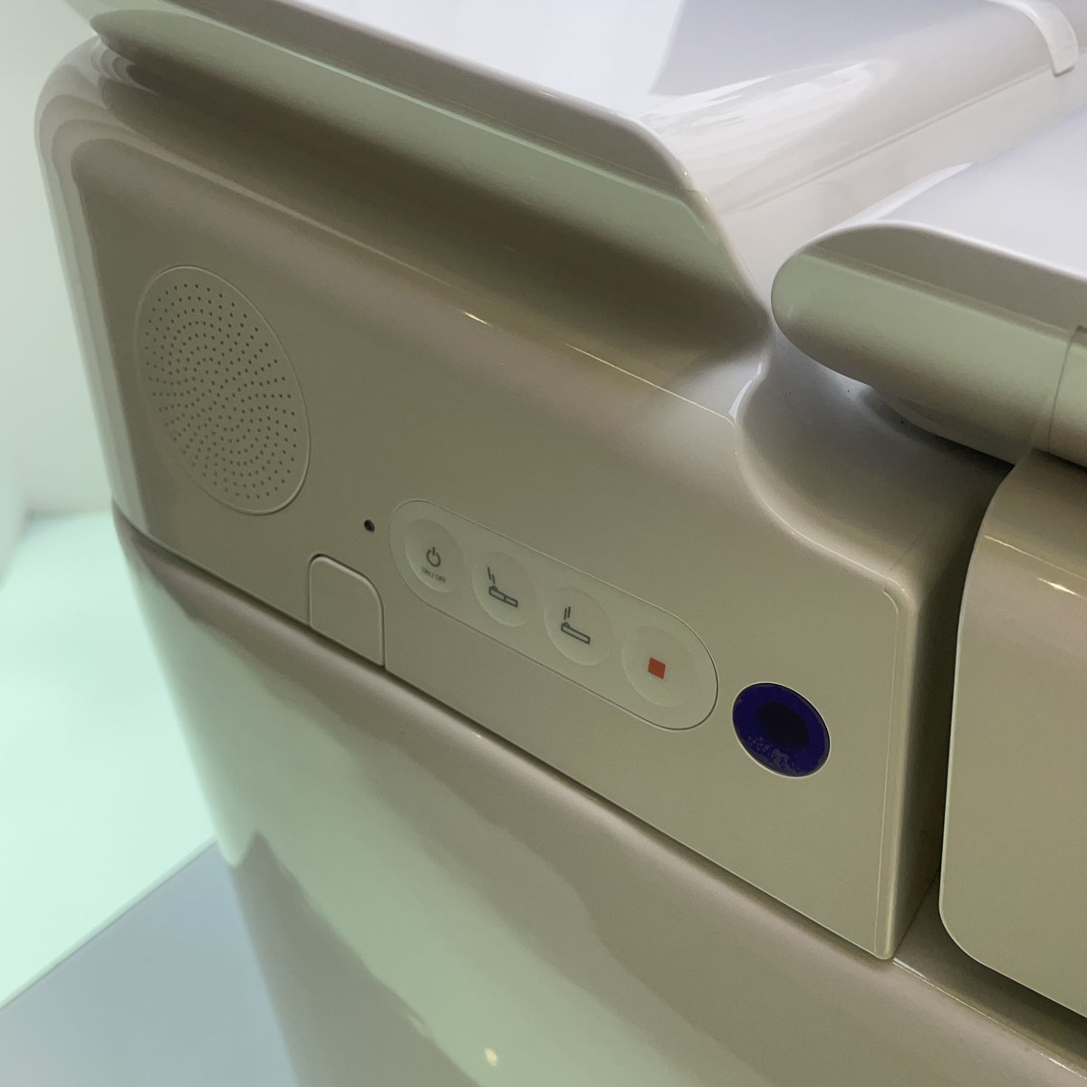 Bồn cầu điện tử thông minh American Standard KP-8312 (KP8312) dòng PLAT KP-8312 - 6