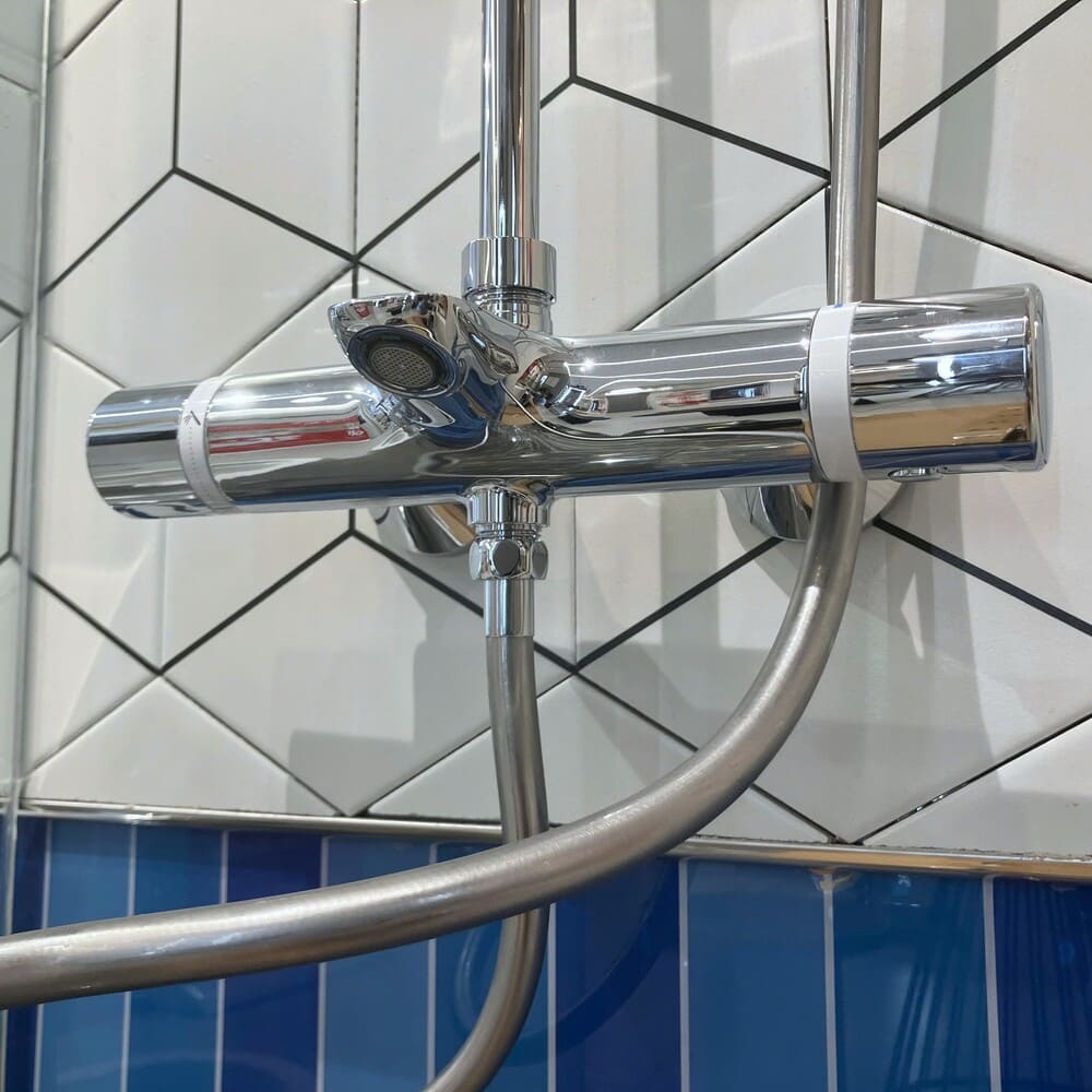 Bộ sen tắm cây đứng cảm biến nhiệt độ Loven American Standard WF-1M13 (WF1M13) WF-1M13 - 6